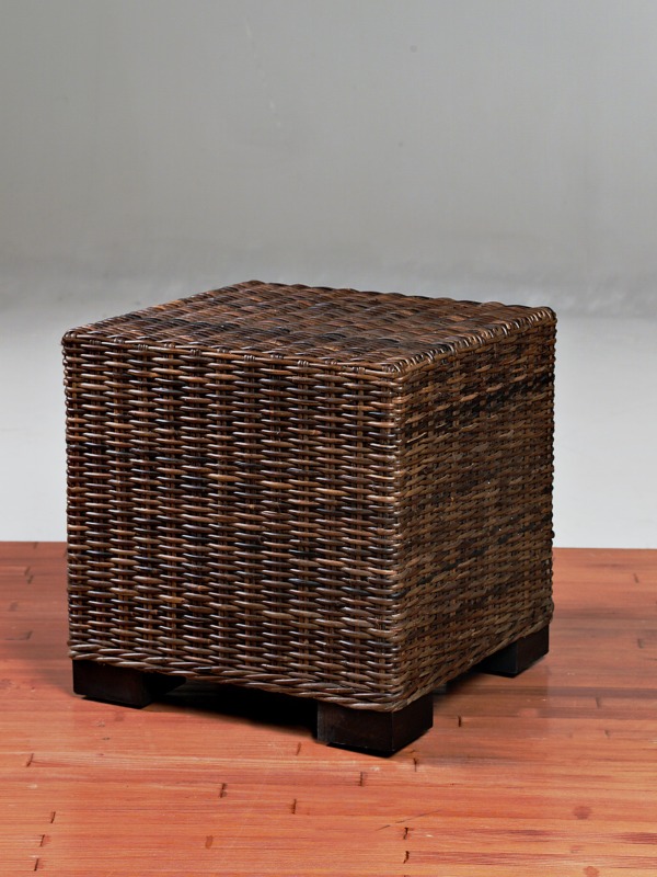 Artikel Rattan Hocker (Klein) - Paris - Wohnen Mediterran mit Rattanmöbel und Flechtmöbel in Glonn bei München - Bayern